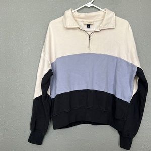 Tri-Color Pull Over Sweater Size Medium